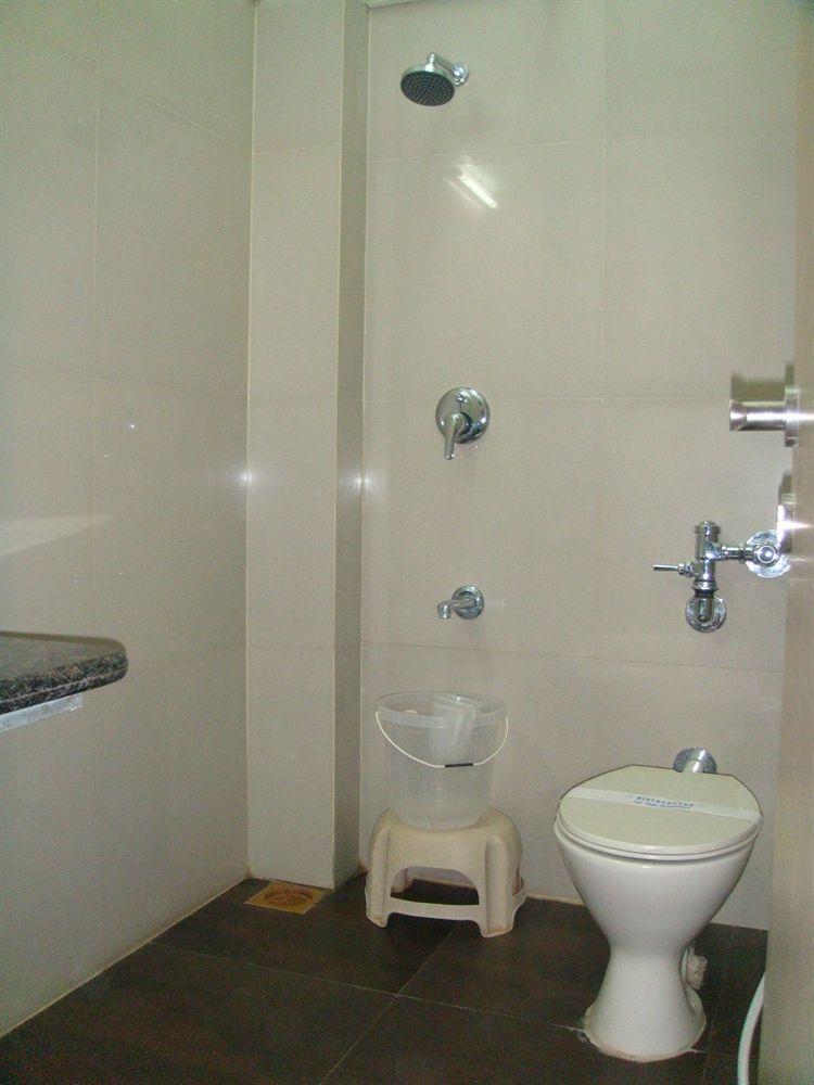 My Bizz Hotel Sapna Πούνε Εξωτερικό φωτογραφία