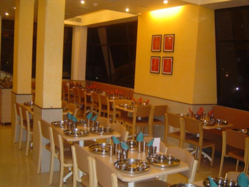 My Bizz Hotel Sapna Πούνε Εξωτερικό φωτογραφία