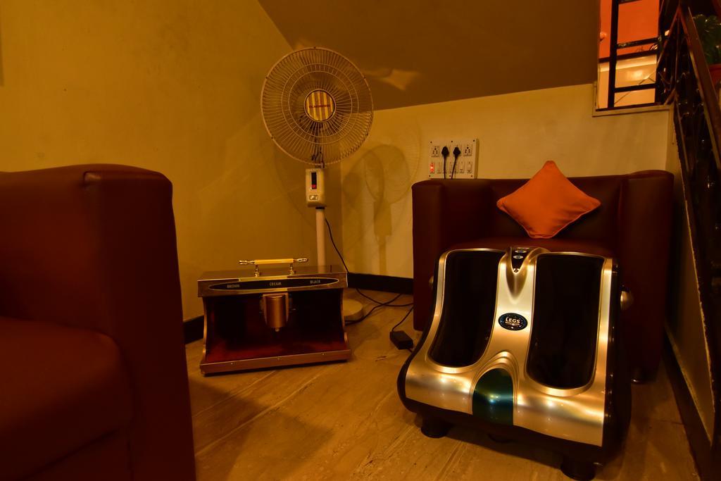 My Bizz Hotel Sapna Πούνε Εξωτερικό φωτογραφία